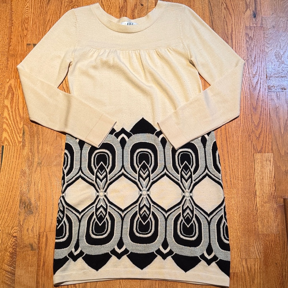 Tibi 100% merino wool geometric cream and black sweater dress size small